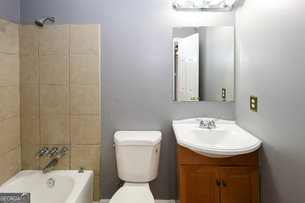 5461 Park Place Atlanta, GA 30349