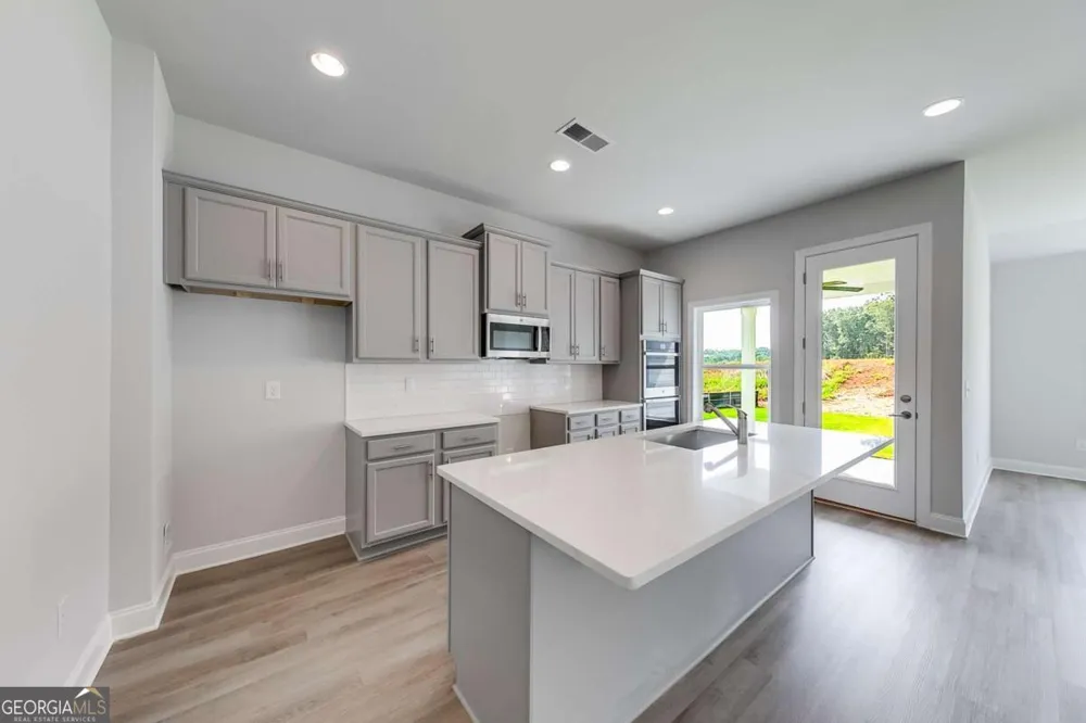 128 Classic Overlook Homer, GA 30547