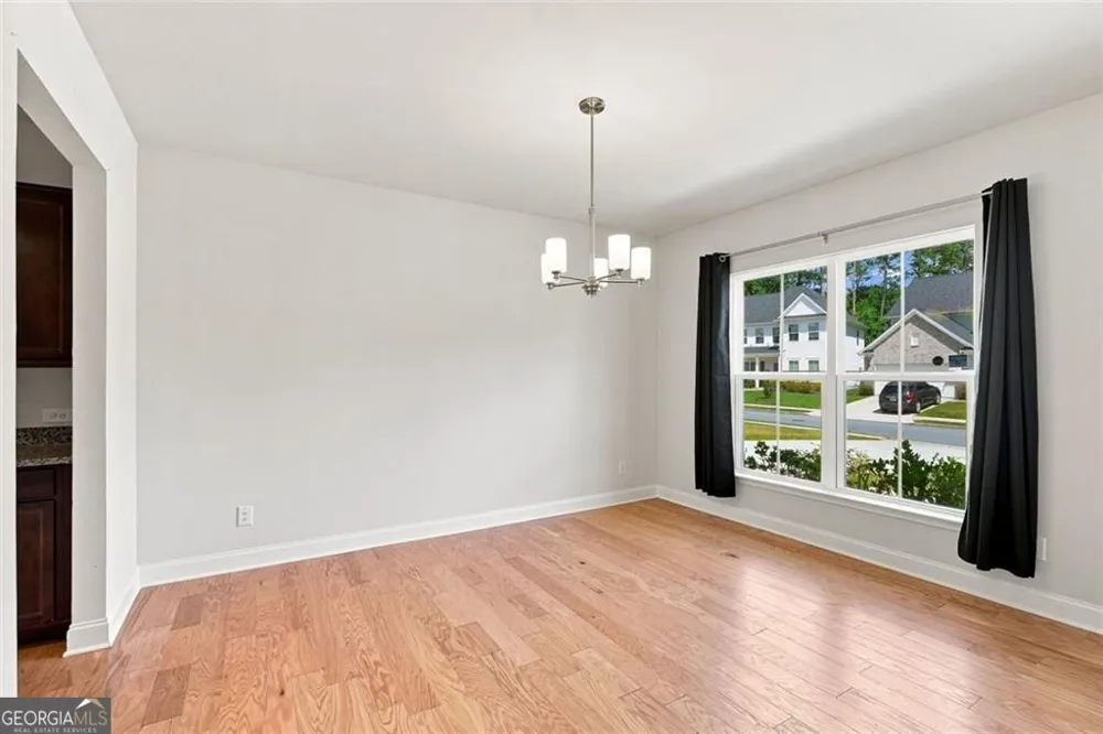406 Riverclub RD Acworth, GA 30101