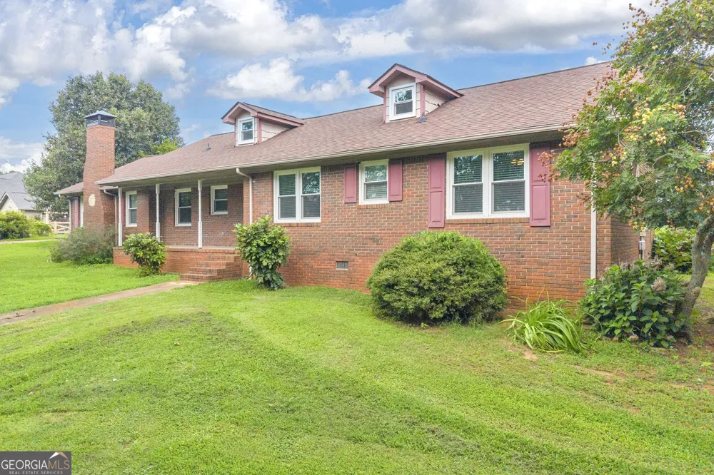 125 Smoke Rise DR Baldwin, GA 30511