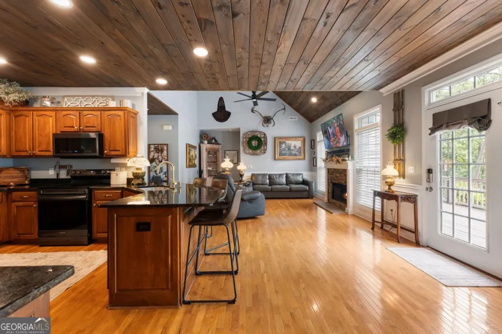 23 Hunters Ridge DR Adairsville, GA 30103