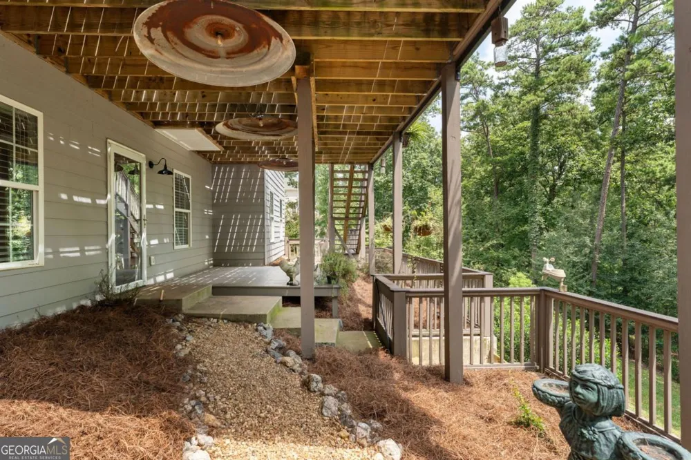 23 Hunters Ridge DR Adairsville, GA 30103