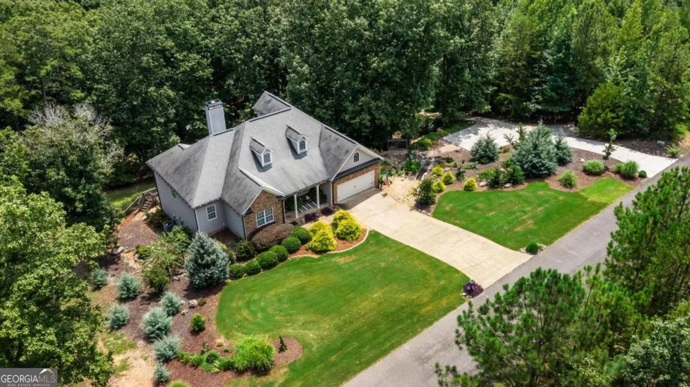 23 Hunters Ridge DR Adairsville, GA 30103