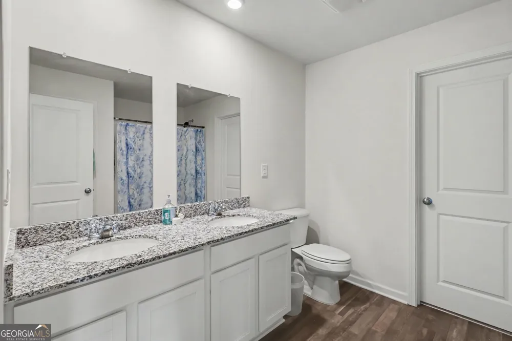 502 Pemberton ST Euharlee, GA 30145