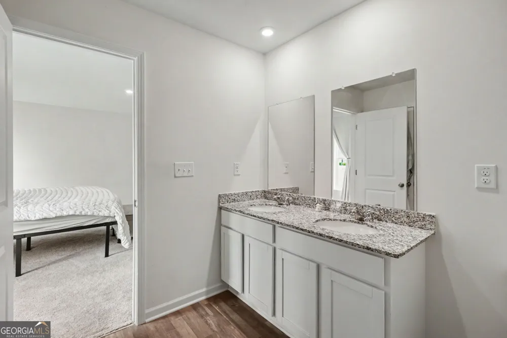 502 Pemberton ST Euharlee, GA 30145