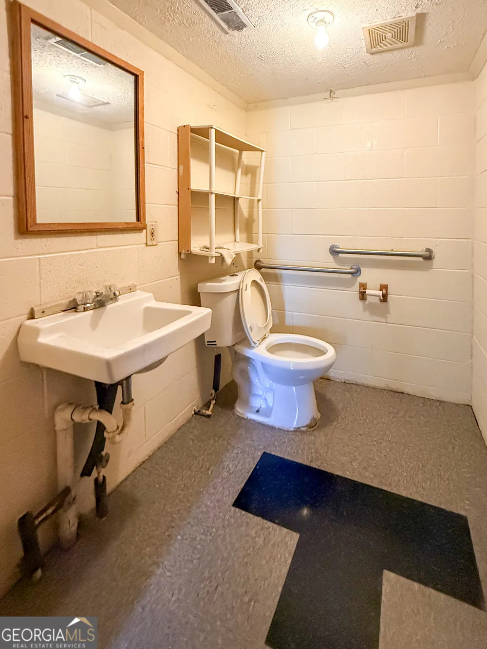 2688 Nub Garland RD Toccoa, GA 30577