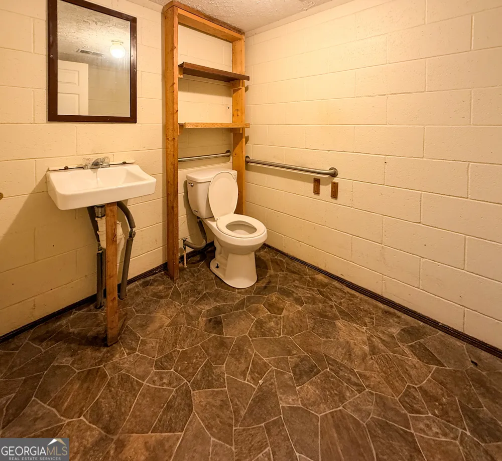 2688 Nub Garland RD Toccoa, GA 30577