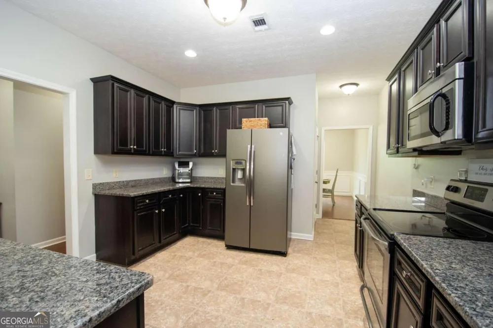 183 Edgemont CT LaGrange, GA 30240
