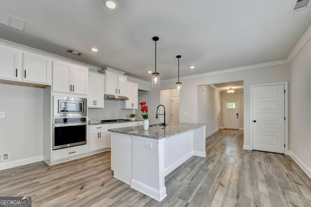 1854 Westfall LNDG Auburn, GA 30011