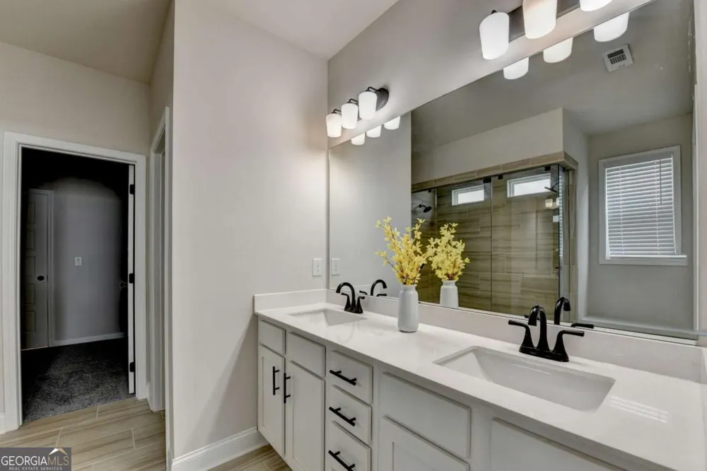 1854 Westfall LNDG Auburn, GA 30011