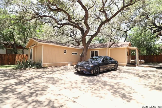 22608 Crossbow Von Ormy, TX 78073