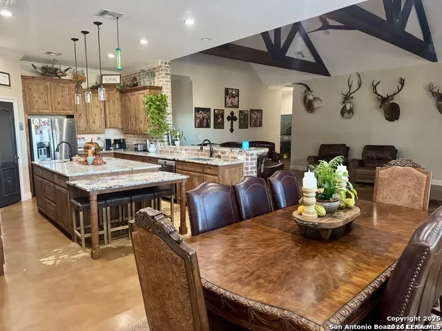 16489 Fm 472 Devine, TX 78016