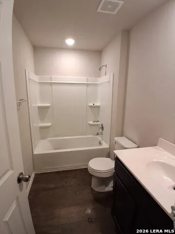 14651 Stirrup Elmendorf, TX 78112