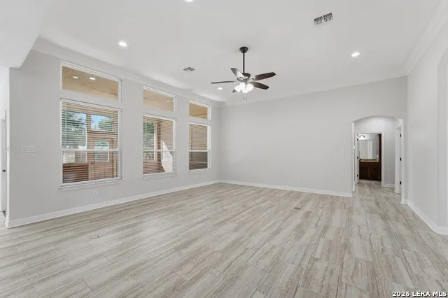 123 Tomahawk Seguin, TX 78155