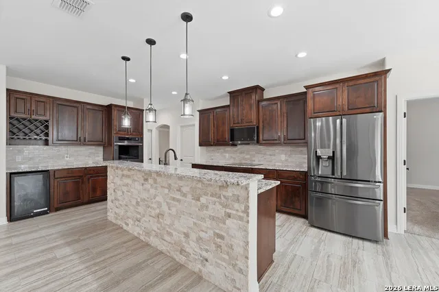 123 Tomahawk Seguin, TX 78155