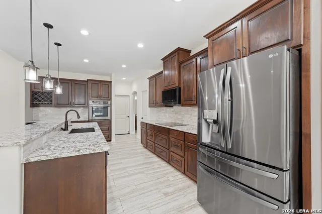 123 Tomahawk Seguin, TX 78155