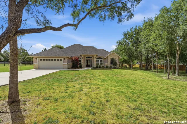 123 Tomahawk Seguin, TX 78155