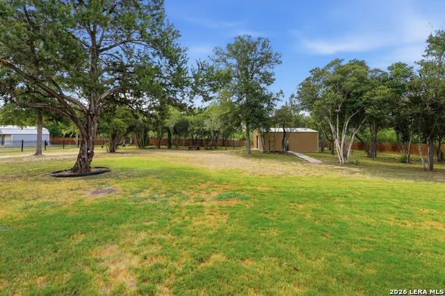 123 Tomahawk Seguin, TX 78155