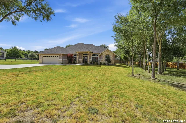123 Tomahawk Seguin, TX 78155