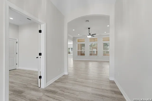 123 Tomahawk Seguin, TX 78155
