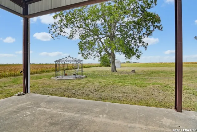 1025 Link Seguin, TX 78155