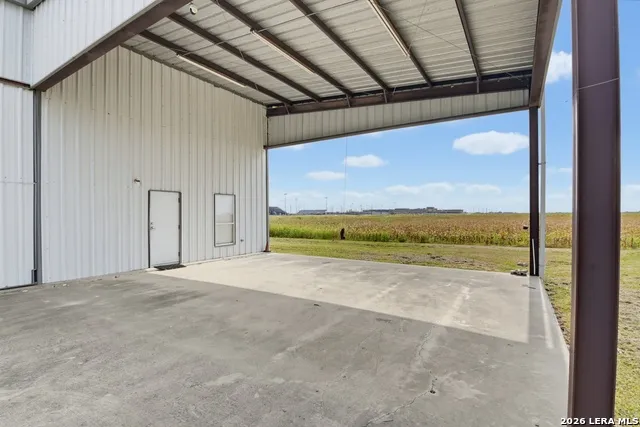 1025 Link Seguin, TX 78155