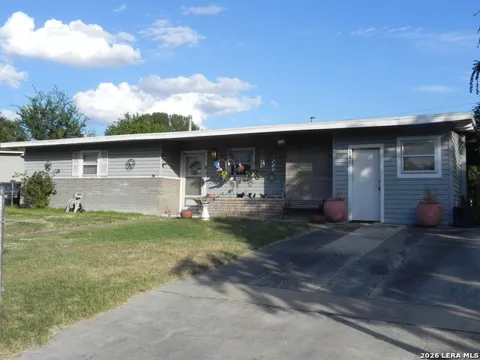 134 DUMONT DR