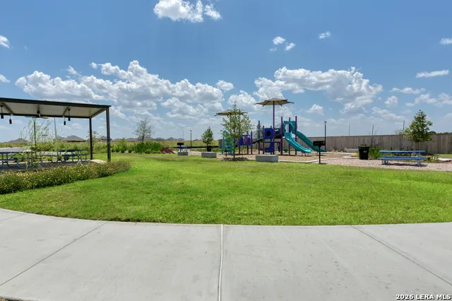 152 Yale St Seguin, TX 78155