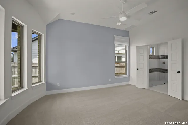 4956 Park Cape Marion, TX 78124
