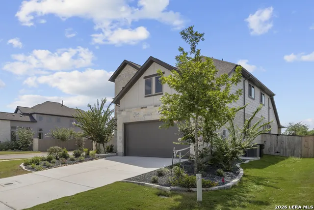 4956 Park Cape Marion, TX 78124