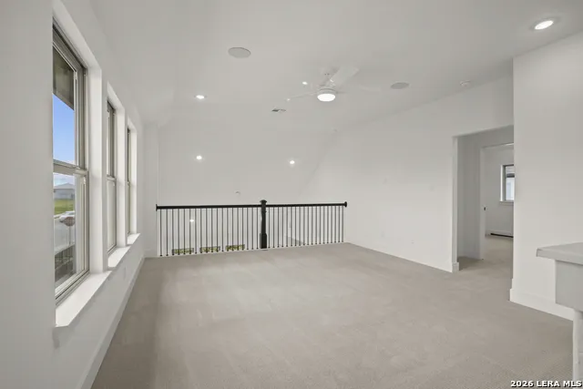 4956 Park Cape Marion, TX 78124