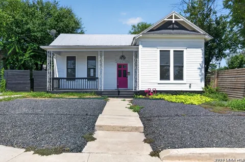 619 Willow