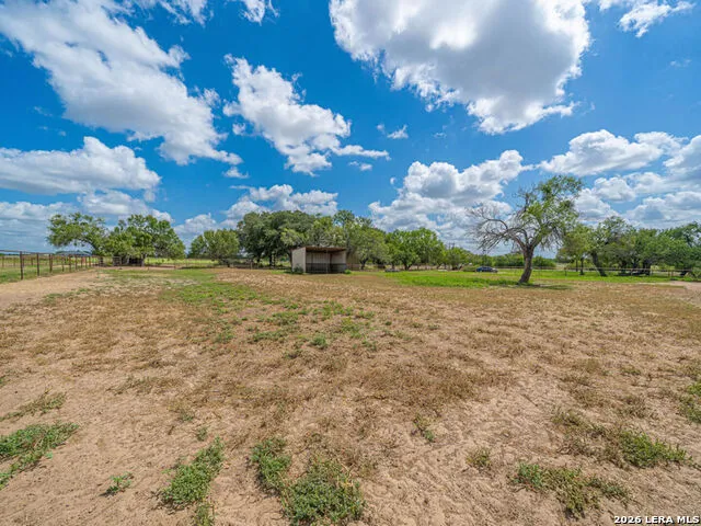 1935 E Fm 1518 St Hedwig, TX 78152
