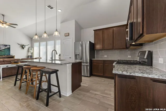 5802 Reagan Schertz, TX 78108