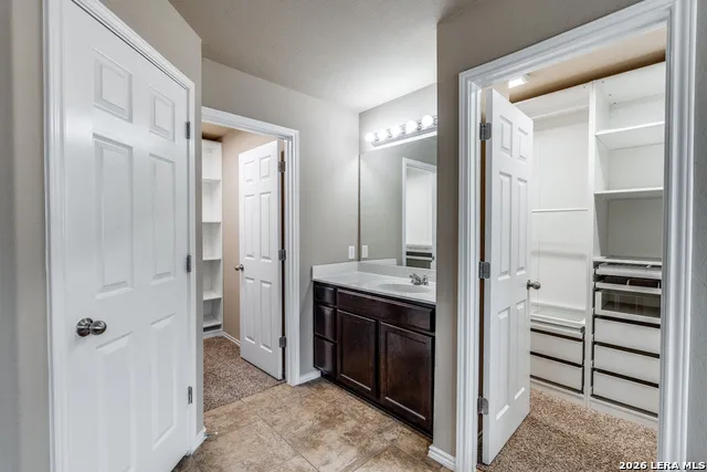 333 Atalaya Cibolo, TX 78108