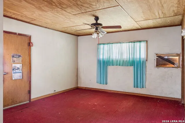 149 S Woodlawn St Pearsall, TX 78061