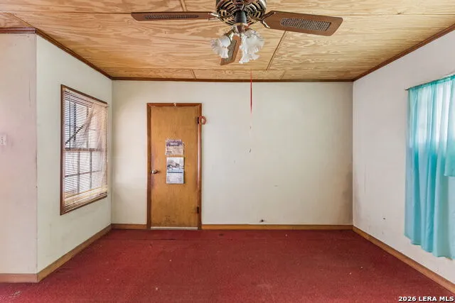 149 S Woodlawn St Pearsall, TX 78061