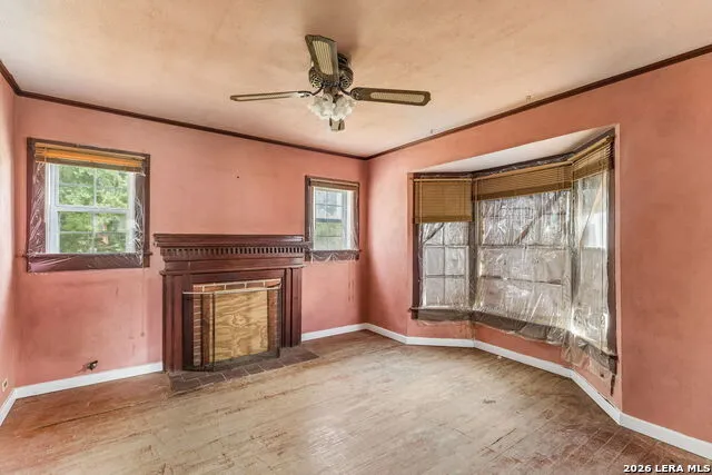149 S Woodlawn St Pearsall, TX 78061