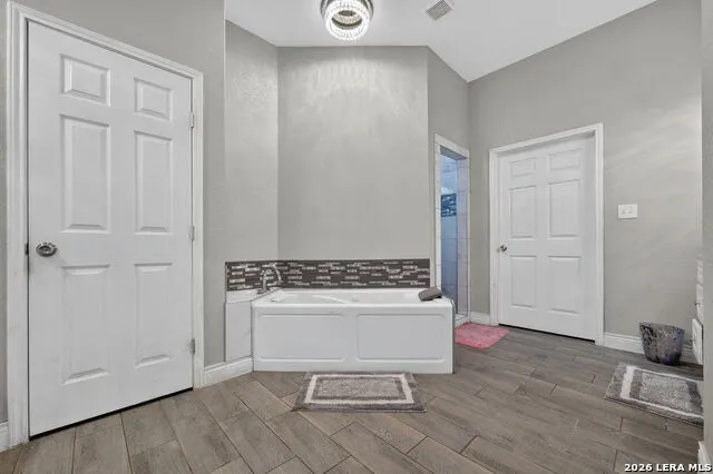 14315 Quesenberry Rd Von Ormy, TX 78073