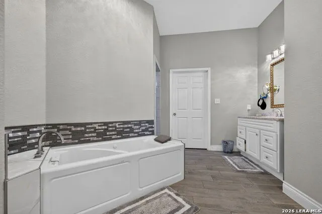 14315 Quesenberry Rd Von Ormy, TX 78073