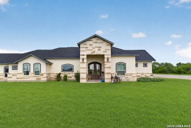 14315 Quesenberry Rd Von Ormy, TX 78073