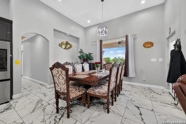 14315 Quesenberry Rd Von Ormy, TX 78073
