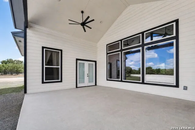 14315 Quesenberry Rd Von Ormy, TX 78073