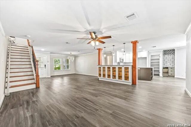 8502 Park Olympia Universal City, TX 78148