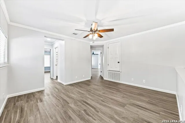 8502 Park Olympia Universal City, TX 78148