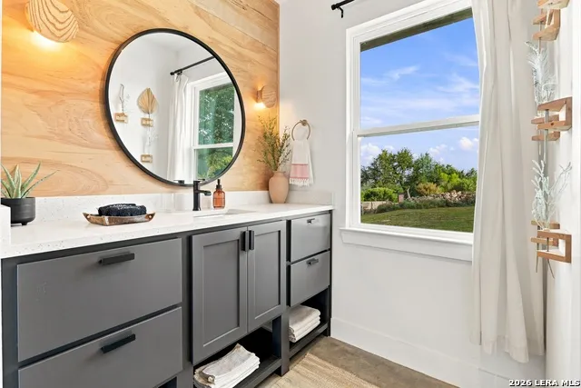 103 CASCADA PT Spring Branch, TX 78070