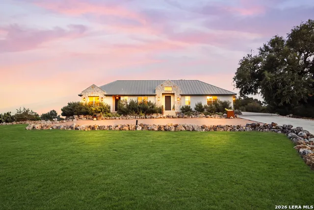 103 CASCADA PT Spring Branch, TX 78070