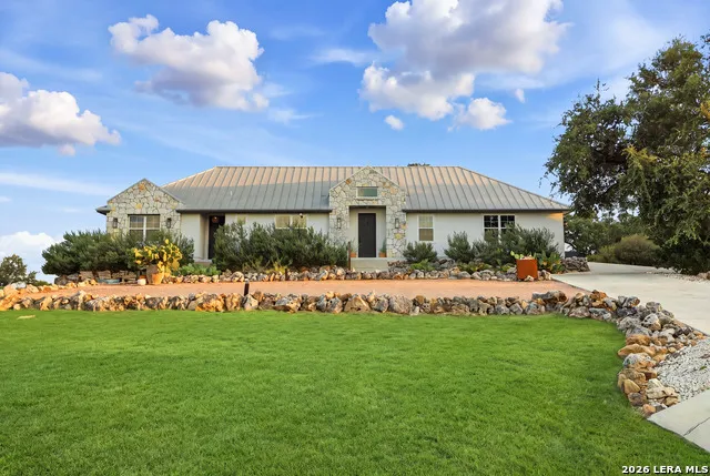 103 CASCADA PT Spring Branch, TX 78070