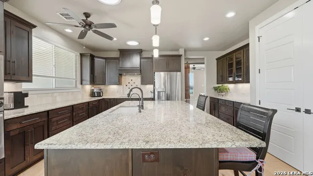 263 TRIPLE R DR La Vernia, TX 78121