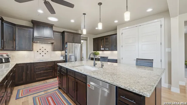 263 TRIPLE R DR La Vernia, TX 78121
